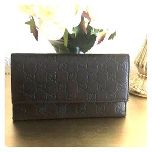 Gucci signature continental wallet 100% authentic